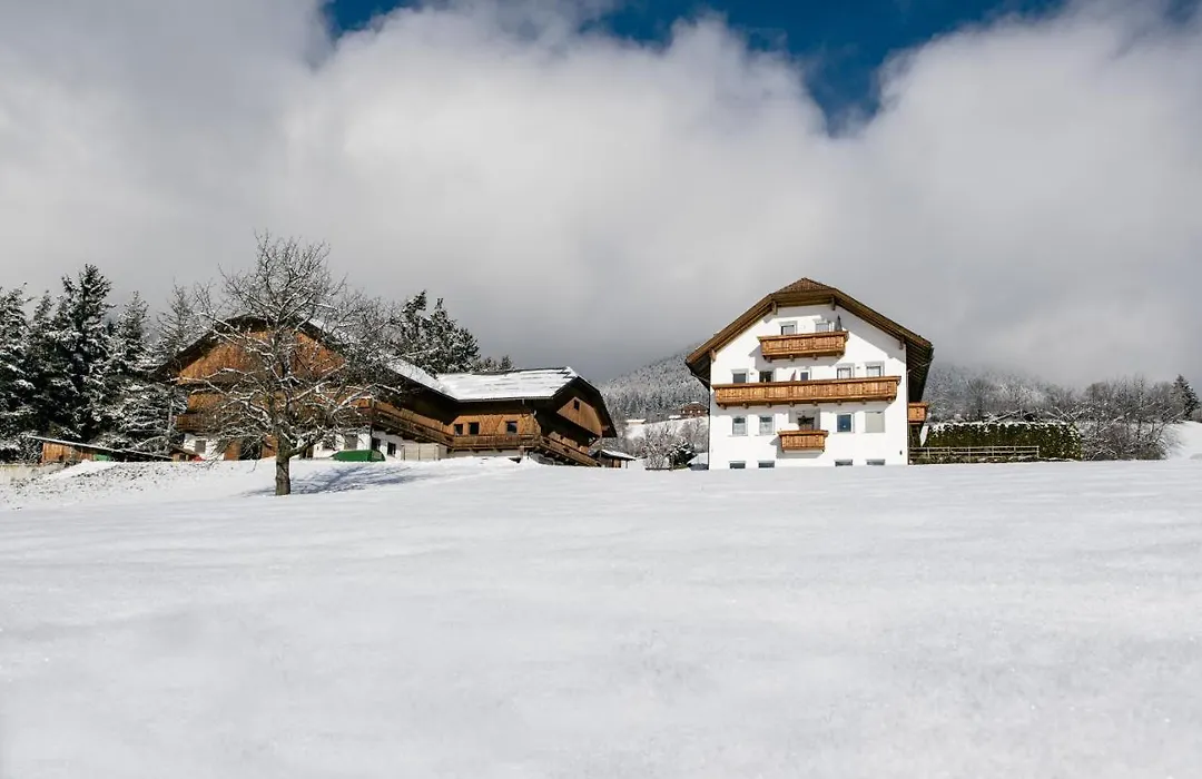 Niederhaeusererhof-1